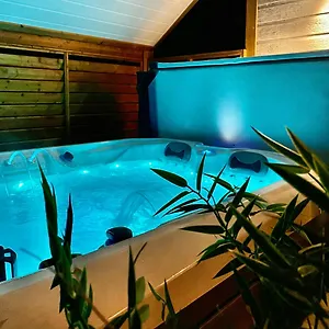 Hotel Domaine Les 2 Mondes, Aydat