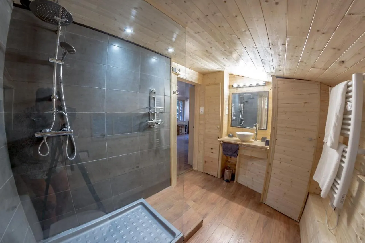 L'Esprit Du Bois Villa Aydat Chalet